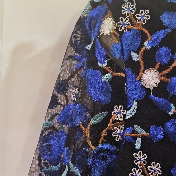Belle Badgley Mischka Blue/Black Floral MultiColor Embroidered Dress,Size 14,NWT - Picture 8 of 15